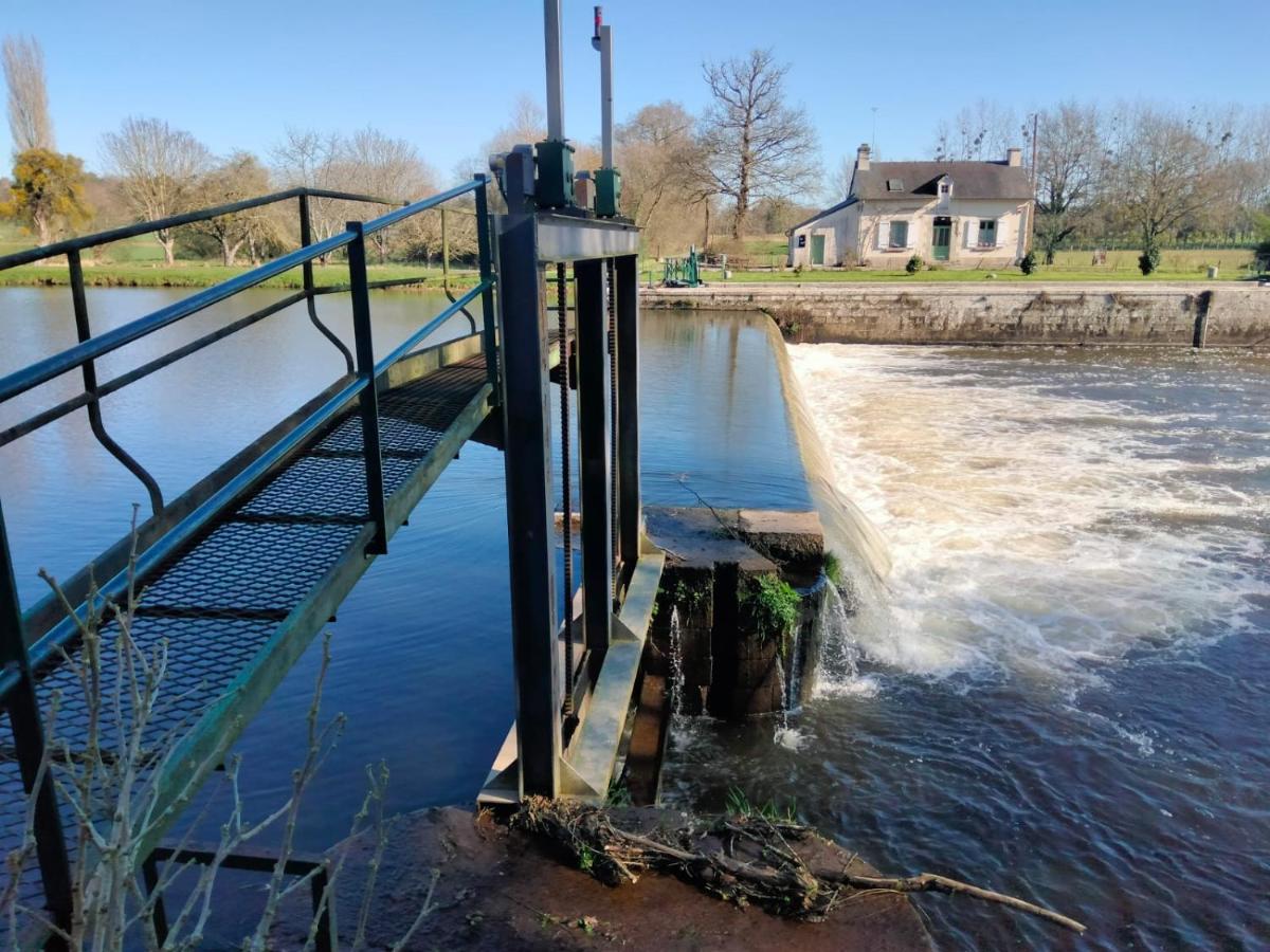 Hebergement Canal Val D'Oust 外观 照片